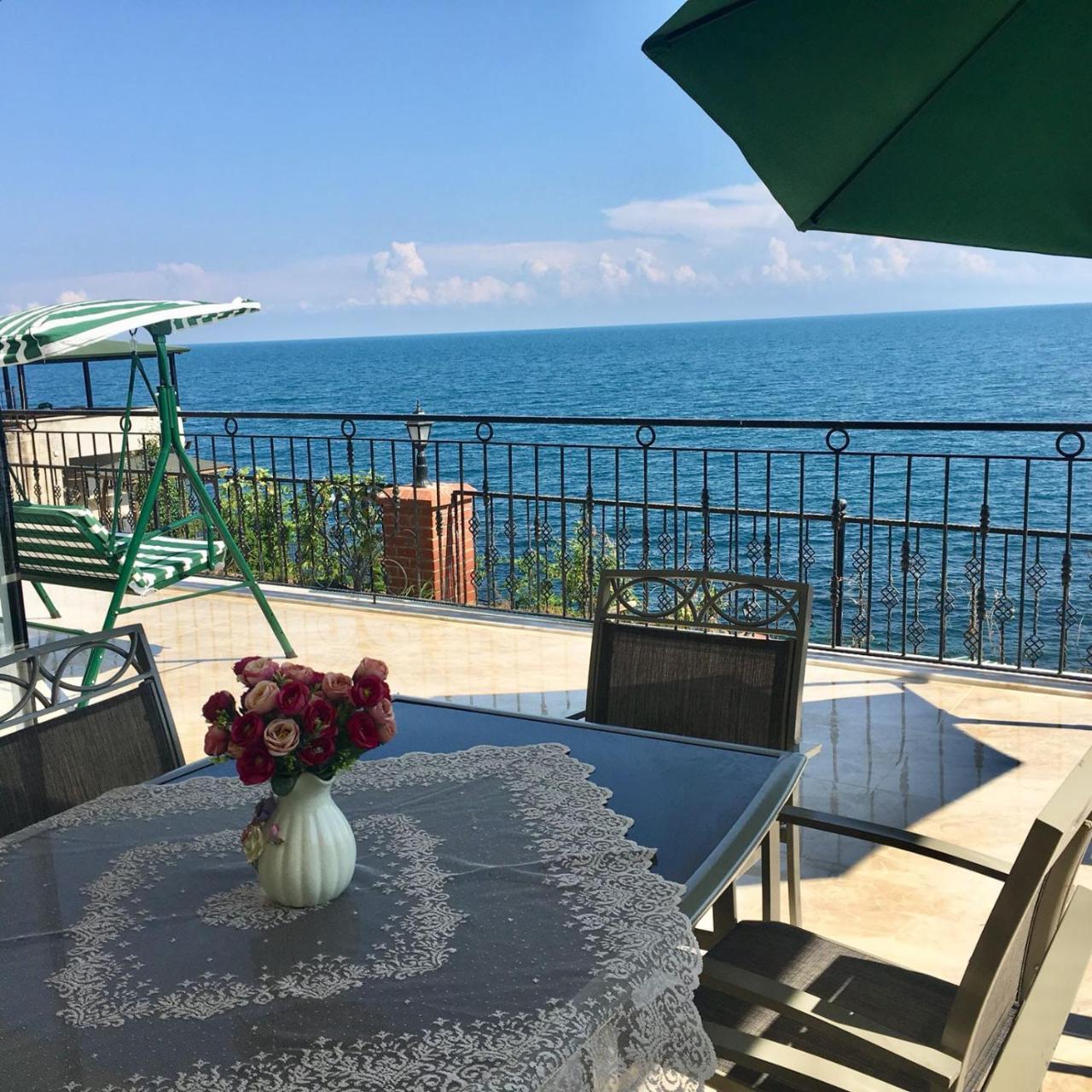 Trabzon Sea Palace Buitenkant foto